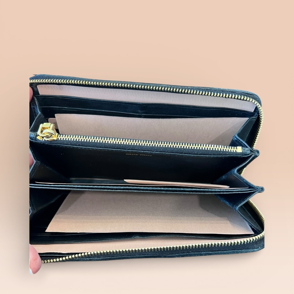 Miu Miu
 Black Matelasse Leather Zip Around Wallet - Picture 9 of 14